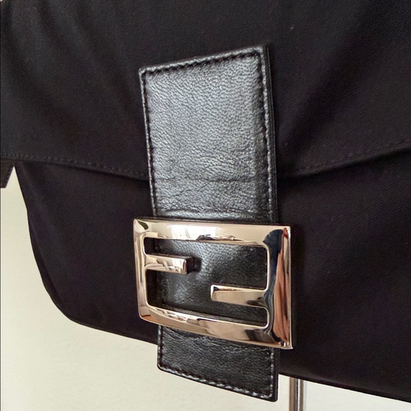 Fendi Satin Black Baguette - Picture 4 of 11